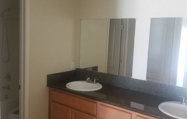 1 bed, 1 bath, 900 sqft, $1,865, Unit 701