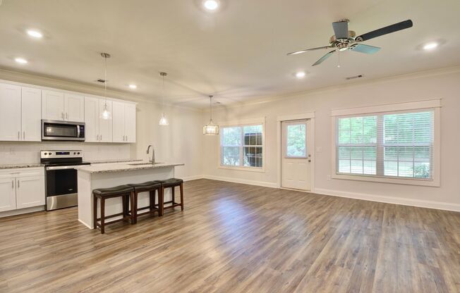 Luxury 3-Bed, 3.5-Bath Townhome in Gatewood Place – Available Now