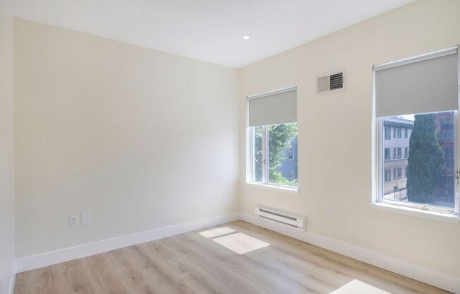 2 beds, 1 bath, 760 sqft, $2,698, Unit 604
