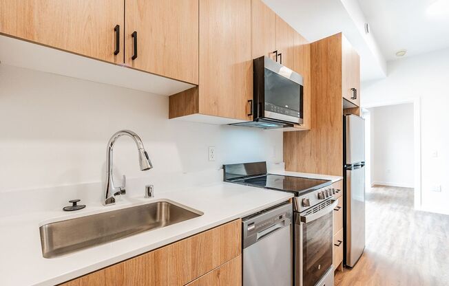 1 bed, 1 bath, 357 sqft, $1,550, Unit 712