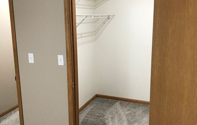 1 bed, 1 bath, 772 sqft, $1,039, Unit 1-105