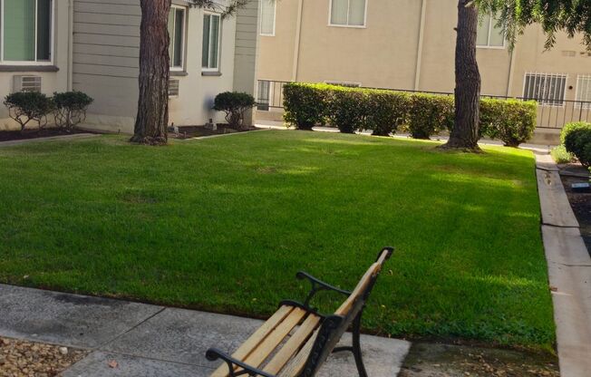 1 bed, 1 bath, 559 sqft, $1,850, Unit 235