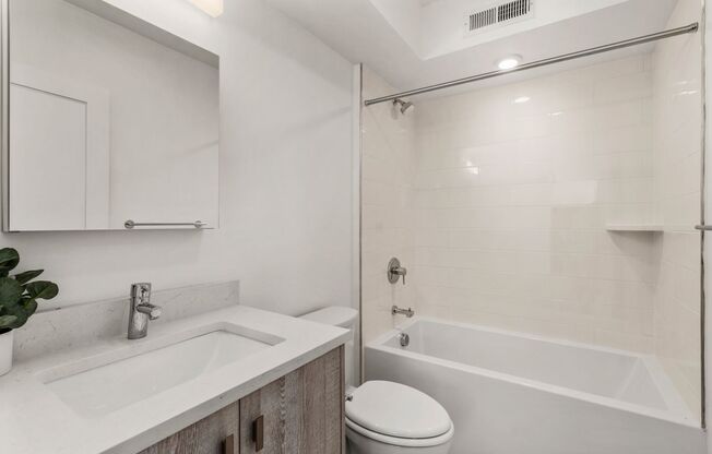 2 beds, 2 baths, 1,193 sqft, $3,800, Unit 211