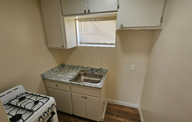 13455 1/2 FILMORE ST