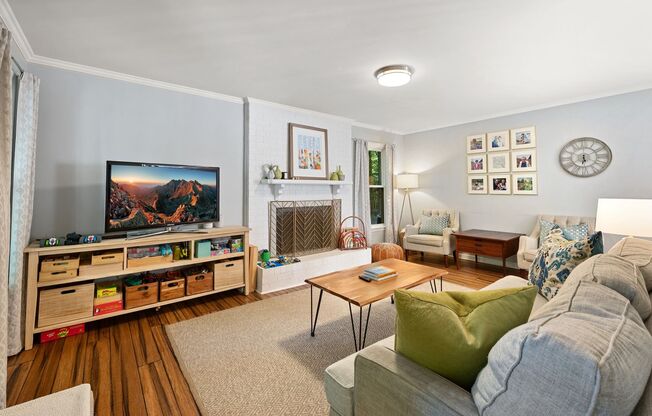 Charming and Private 4bd/2ba Home in Durham's Hope Valley!