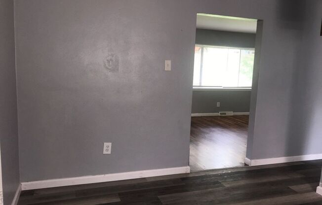 2 beds, 1 bath, $1,209