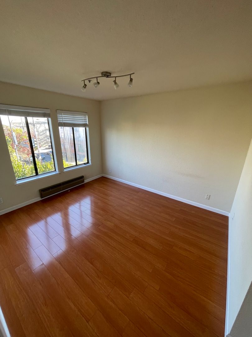 3514 25 ST