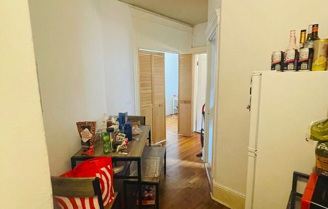 2 beds, 1 bath, 617 sqft, $2,575, Unit 38