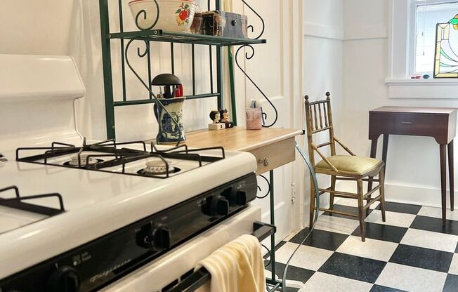 Studio, 1 bath, 500 sqft, $1,495, Unit 445-9