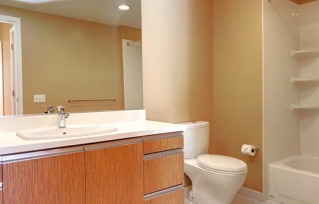 2 beds, 2 baths, $3,100