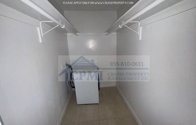 1 bed, 1 bath, 859 sqft, $1,725, Unit 312