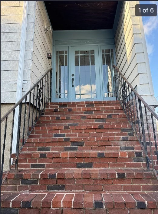 483 NEWPORT AVE