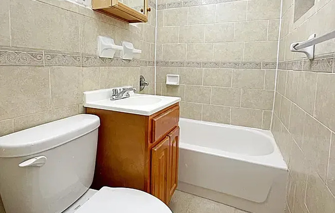 Studio, 1 bath, $2,200, Unit 4