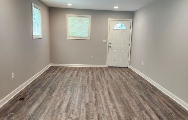 2 bedroom 1 bath fully updated home in East Ridge, TN