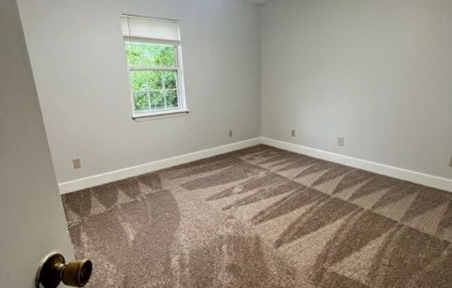 2 Bedroom 2 Bath House Available in Asheboro
