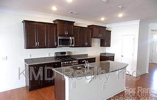 15027 SAVANNAH HALL DR