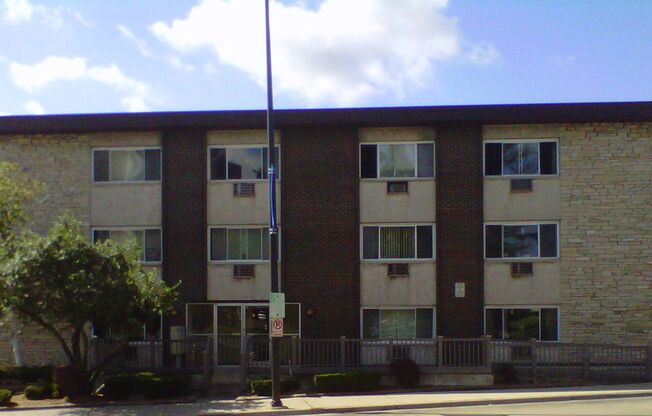 5027 National Ave.