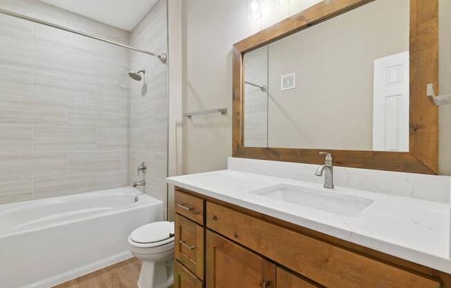 Bathroom With Bathtub at The Canyons Apartments, Fort Worth, 76116
