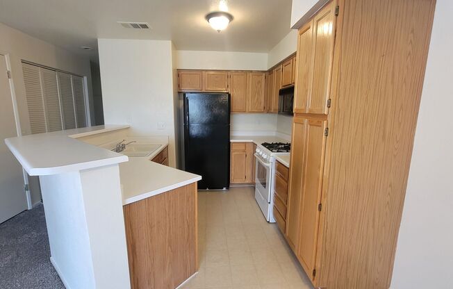 2 beds, 2 baths, $1,375, Unit # 2031