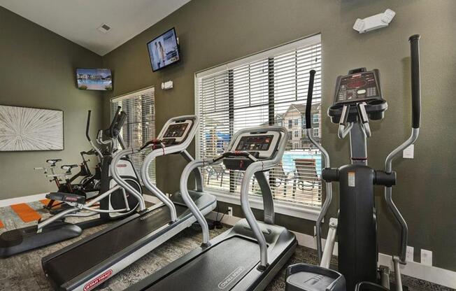 Fitness Center With Modern Equipment at Watermark at Harvest Junction, Longmont, Colorado