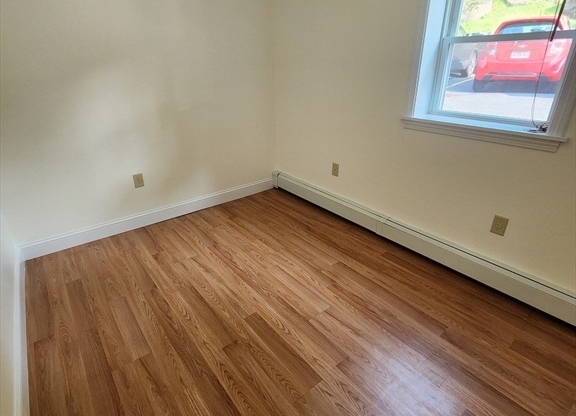 20 Miller st Unit 3