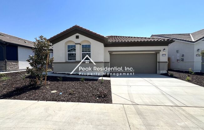 New Elk Grove 4bd/2ba Home near Big Horn & Poppyridge Rd