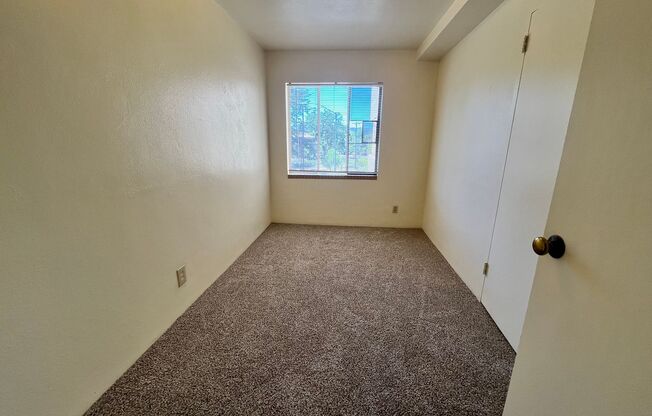 2 beds, 1 bath, 650 sqft, $1,475, Unit 303