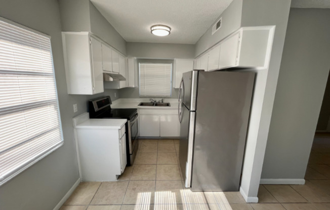 2 beds, 1 bath, 900 sqft, $1,850, Unit 10234 Unit B