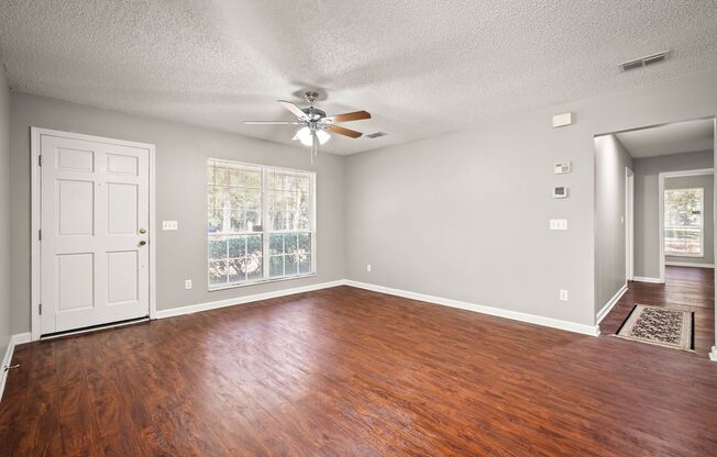 2 beds, 1 bath, $1,750