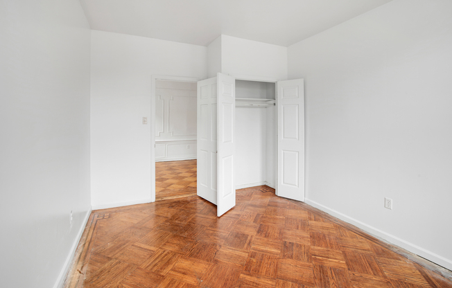 361 E 54 ST