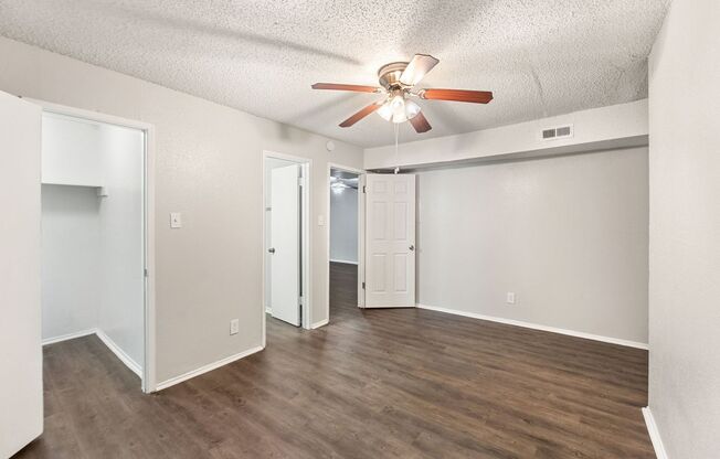 2 beds, 2 baths, 982 sqft, $799, Unit 151