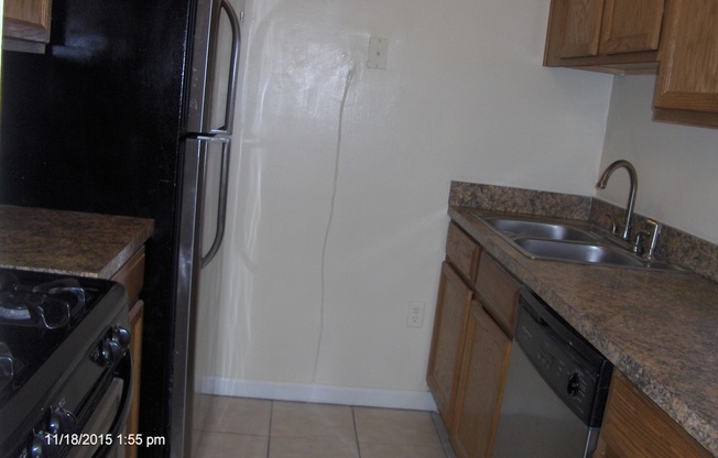 2 beds, 1 bath, 800 sqft, $1,682, Unit 3-W1A