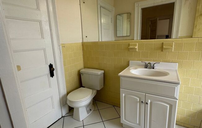 1 bed, 1 bath, 550 sqft, $2,400, Unit 31