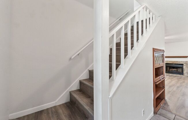 Bright and Inviting 3-Bedroom with Private Yard