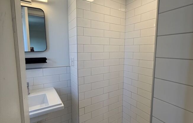 Studio, 1 bath, 301 sqft, $1,350, Unit Wellington 604