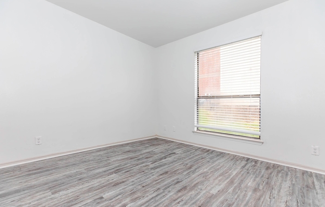 2 beds, 2 baths, 935 sqft, $1,448