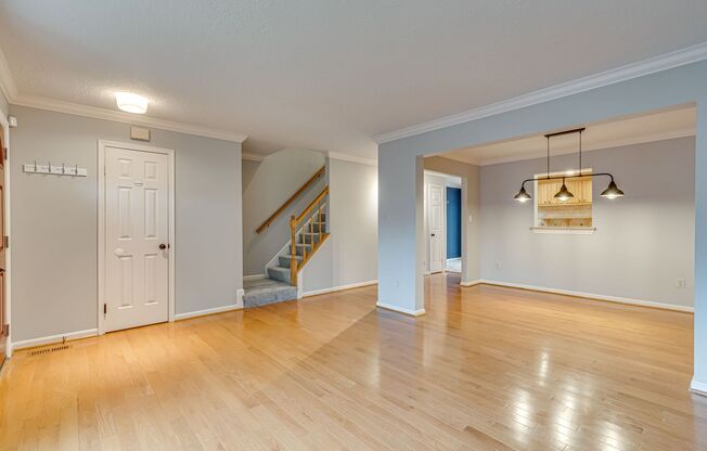 Fantastic townhome in Alexandria