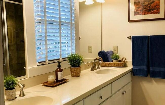 Beautifully renovated turn of the century historic home located two blocks from Madison Square