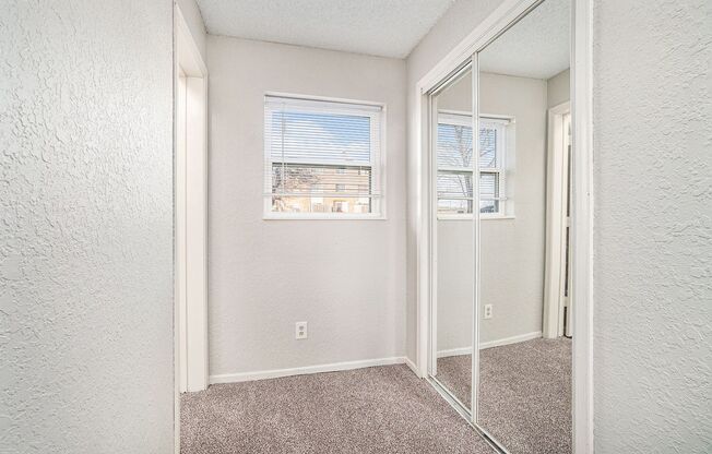 1 bed, 1 bath, 407 sqft, $850, Unit 2348 Unit #08