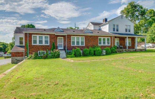 1601 Stratford