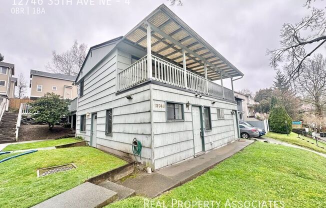 12746 35th Ave NE