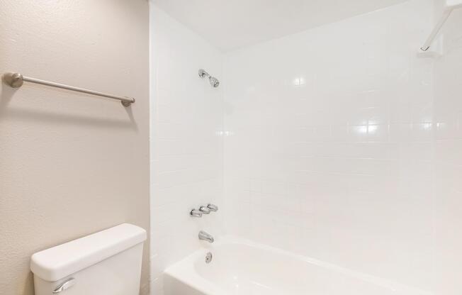 2 beds, 2 baths, 1,145 sqft, $1,425