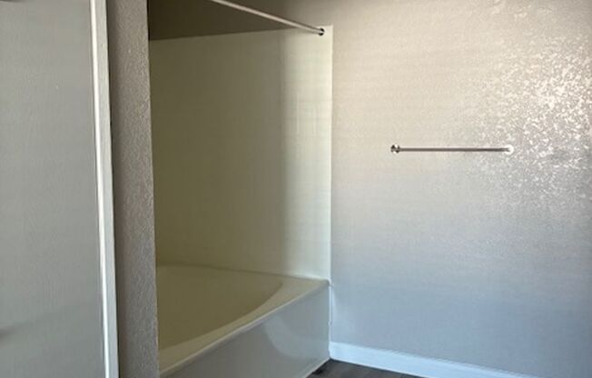 2 beds, 2 baths, 1,085 sqft, $1,356, Unit CA 1330-221