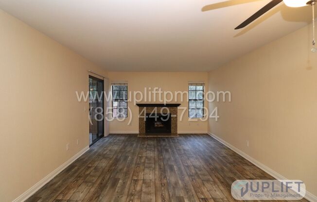 2-BED/2-BATH CONDO - CARMEL MOUNTAIN