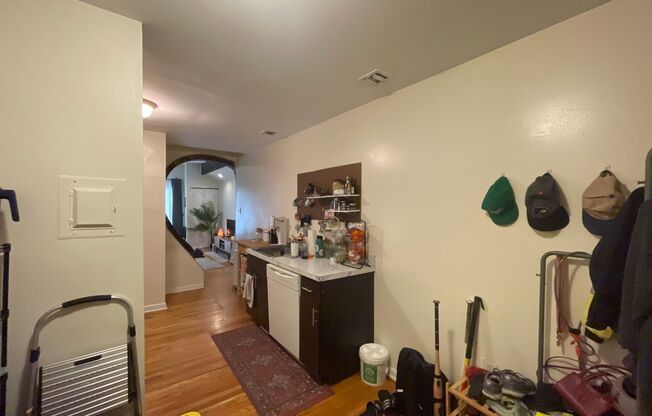 607-09 S 3rd