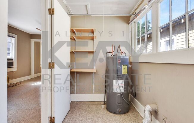 1 Bed, 1 Bath Cottage Near UL!