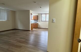 1 bed, 1 bath, $775, Unit 2