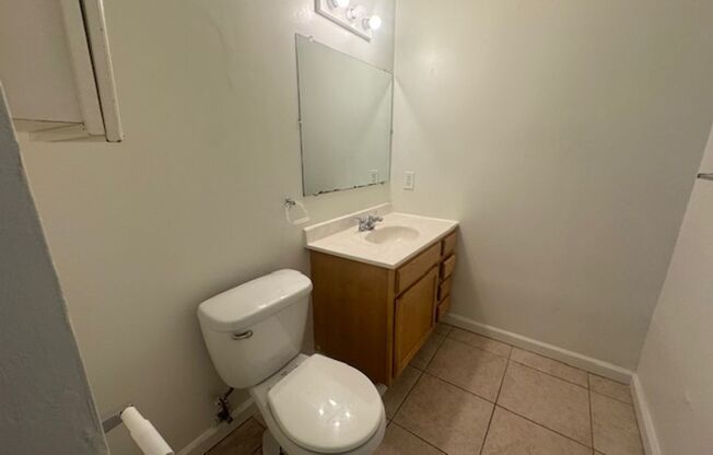 3 beds, 1 bath, 810 sqft, $1,590, Unit 732 S. Millvale Ave. #C1
