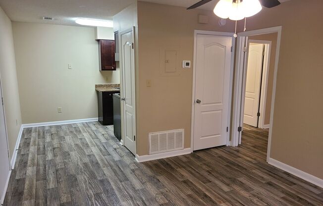 1 bed, 1 bath, $1,250