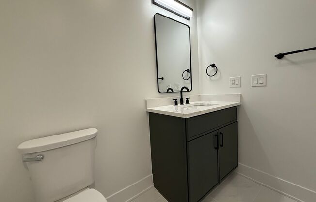 2 beds, 2 baths, 1,000 sqft, $3,985, Unit 211